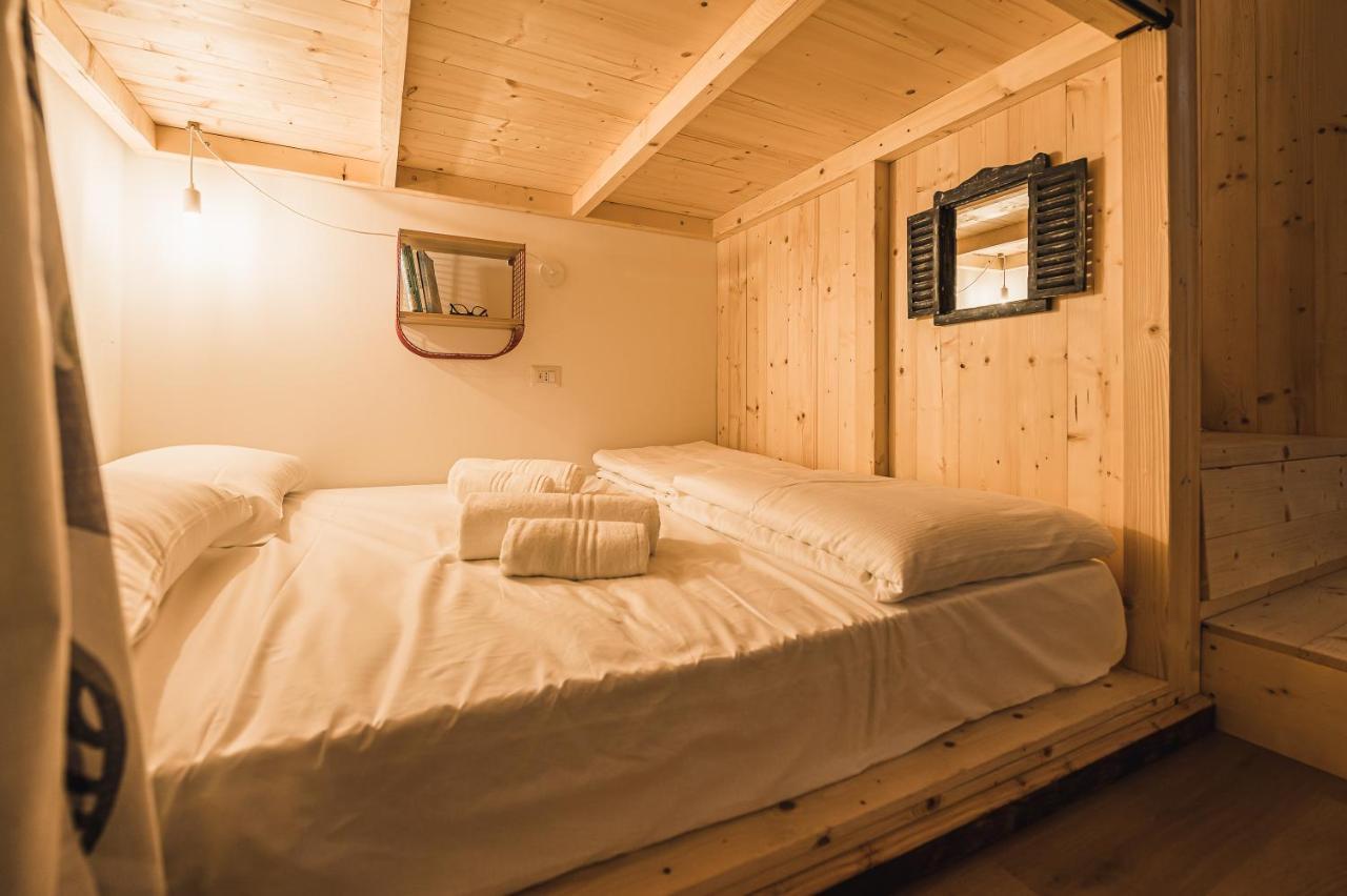 Albergo Diffuso Antagonisti Melle Exterior photo